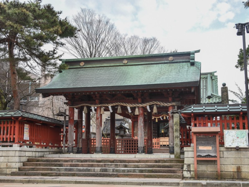 【14:３０】尾崎神社で静かなひとときを